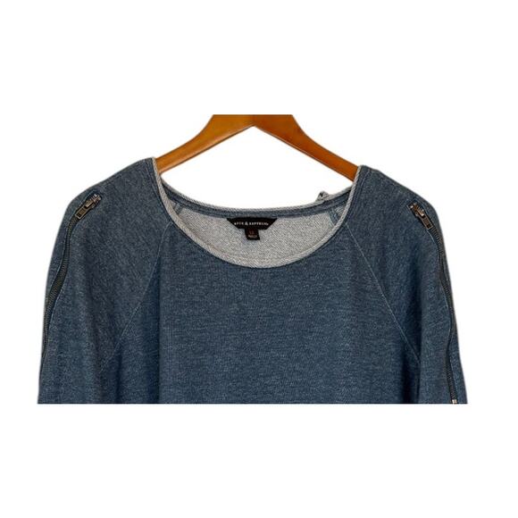 Rock & Republic Sweatshirt Women X Large Blue‎ Zipper Shoulders Casual Everyday - Picture 2 of 7